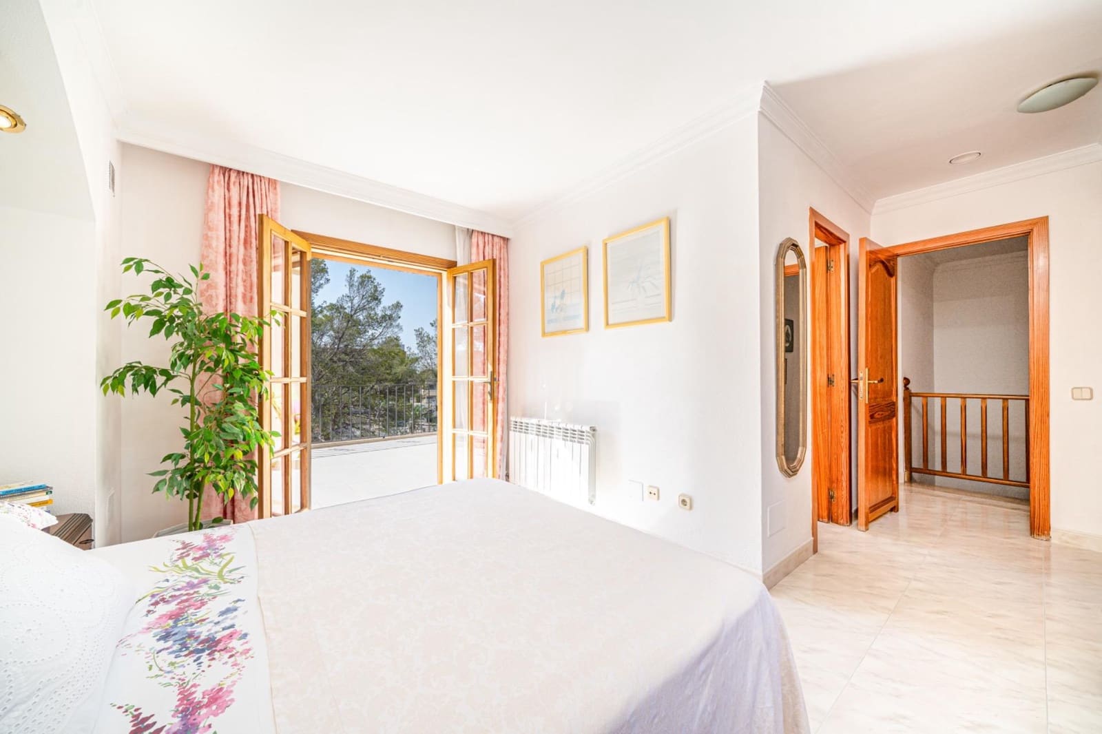 4 soveværelse Semi-Rækkehus til salg i Cas Catala med swimmingpool garage - € 1.090.000 (Ref: 9143102)