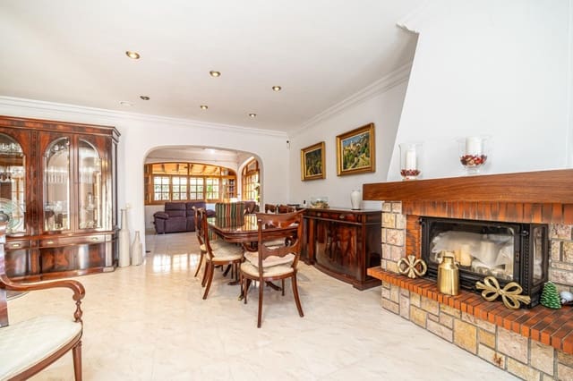 4 sypialnia Dom blizniak na sprzedaż w Cas Catala, Calvià z basenem garażem - 1 090 000 € (Ref: 9143102)