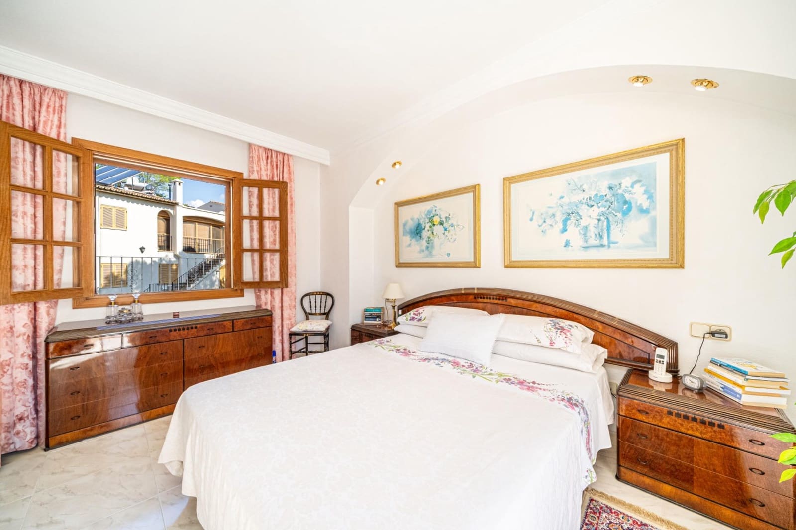 4 soveværelse Semi-Rækkehus til salg i Cas Catala med swimmingpool garage - € 1.090.000 (Ref: 9143102)