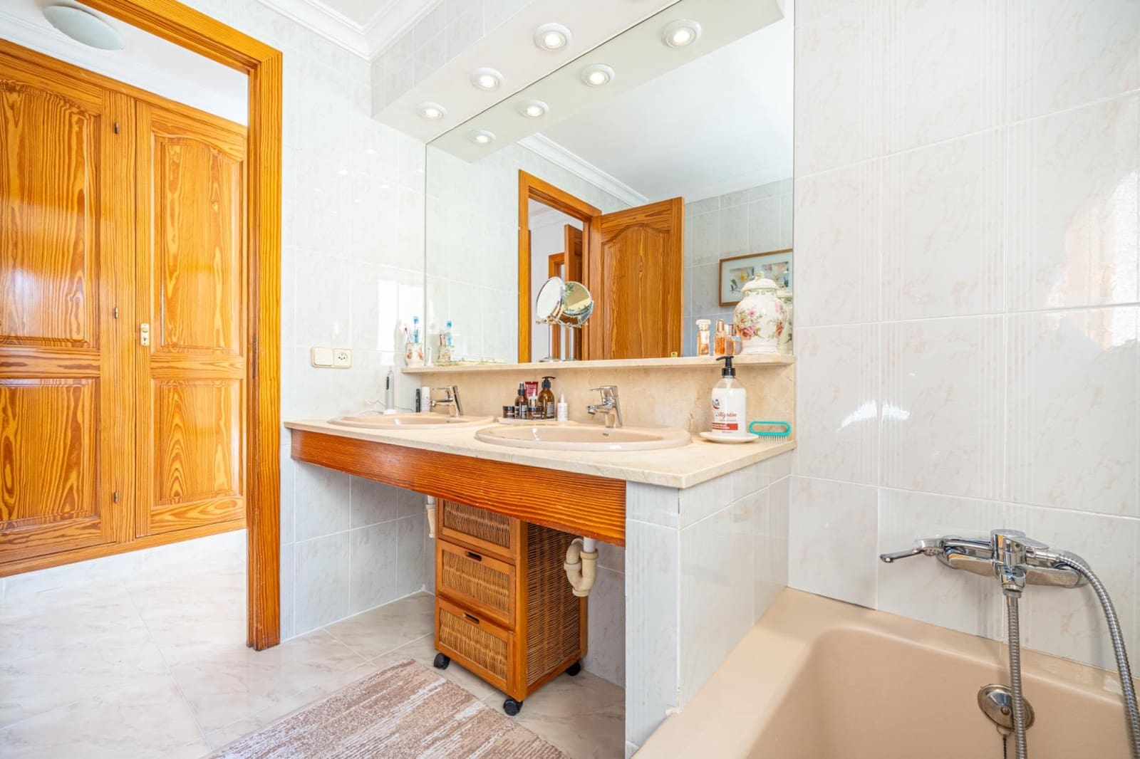 4 soveværelse Semi-Rækkehus til salg i Cas Catala med swimmingpool garage - € 1.090.000 (Ref: 9143102)