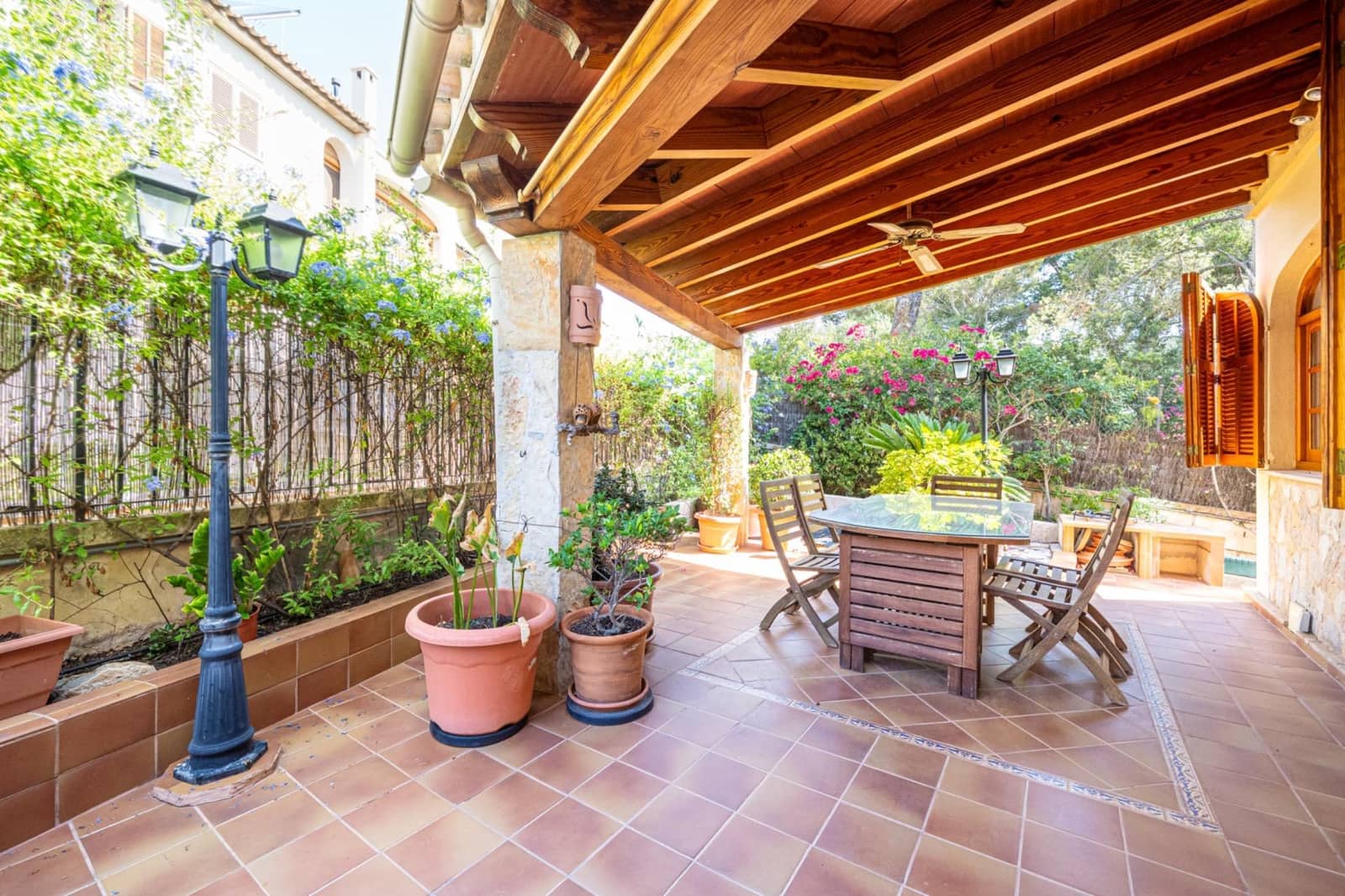 4 soveværelse Semi-Rækkehus til salg i Cas Catala med swimmingpool garage - € 1.090.000 (Ref: 9143102)