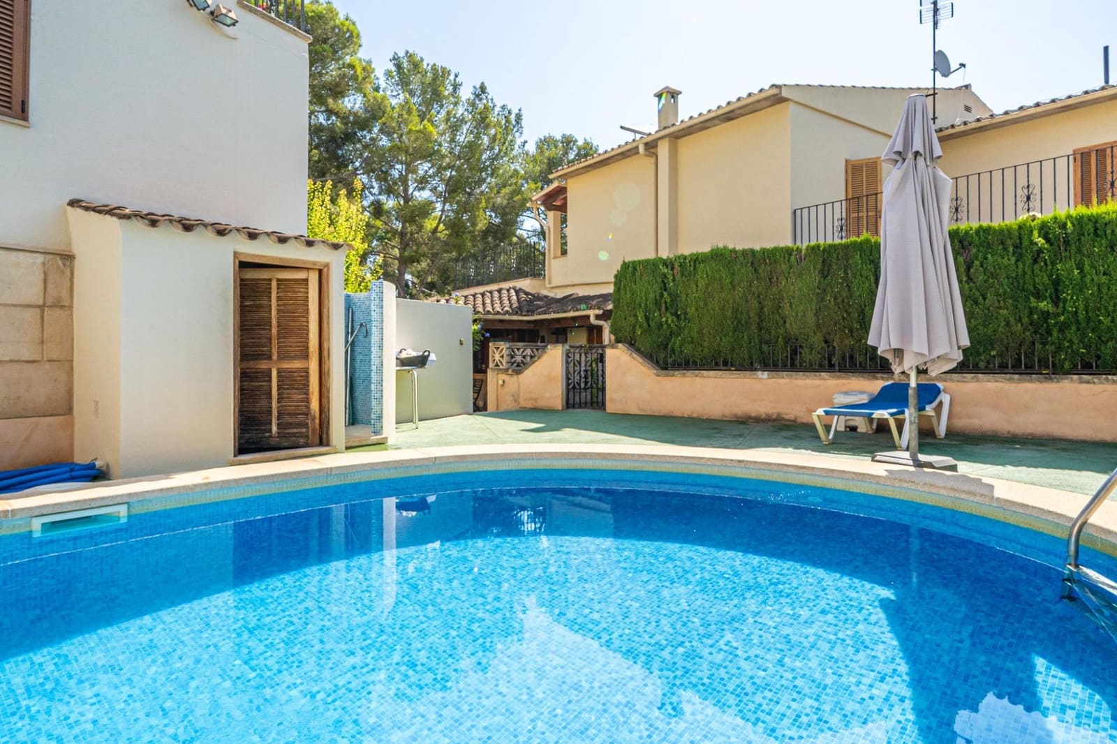 4 soveværelse Semi-Rækkehus til salg i Cas Catala med swimmingpool garage - € 1.090.000 (Ref: 9143102)