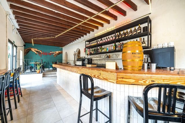 Empresa para arrendar em El Camp d'en Serralta, Palma de Mallorca - 1 420 € (Ref: 9149482)