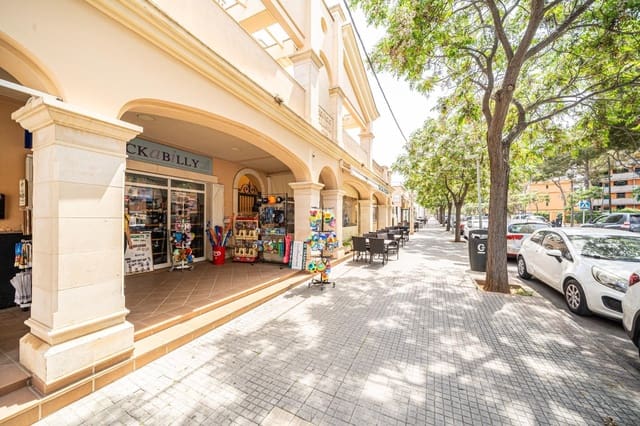 Commercieel te huur in El Toro / Port Adriano, Calvià - € 780 (Ref: 9197885)