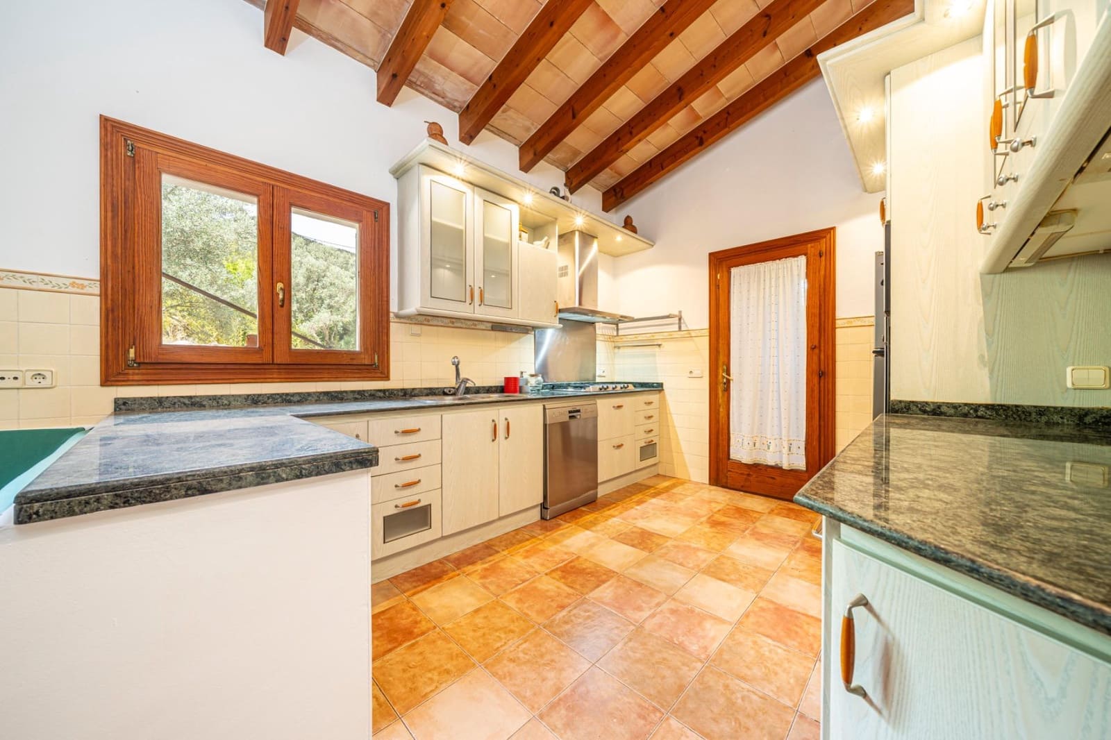 3 soveværelse Finca/Landehus til salg i Capdepera med garage - € 849.000 (Ref: 9208460)