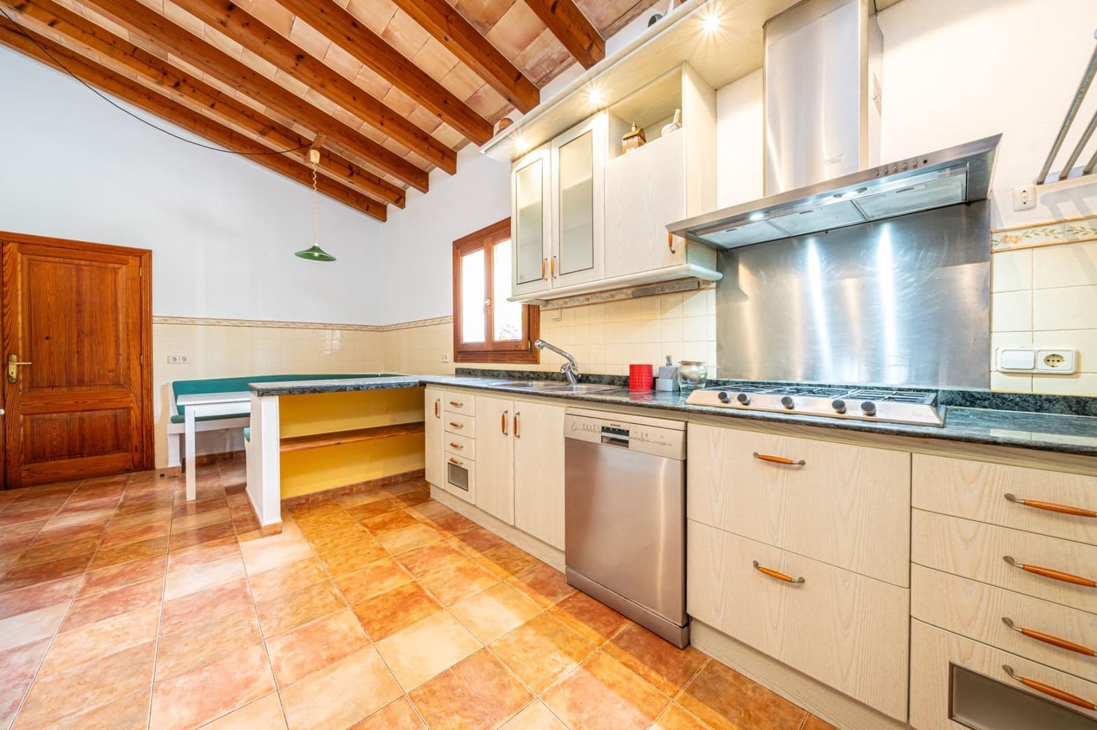 3 soveværelse Finca/Landehus til salg i Capdepera med garage - € 849.000 (Ref: 9208460)