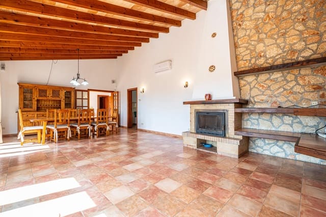 3 soveværelse Finca/Landehus til salg i Capdepera med garage - € 849.000 (Ref: 9208460)