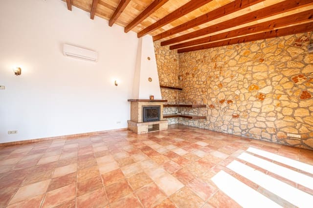 3 soveværelse Finca/Landehus til salg i Capdepera med garage - € 849.000 (Ref: 9208460)