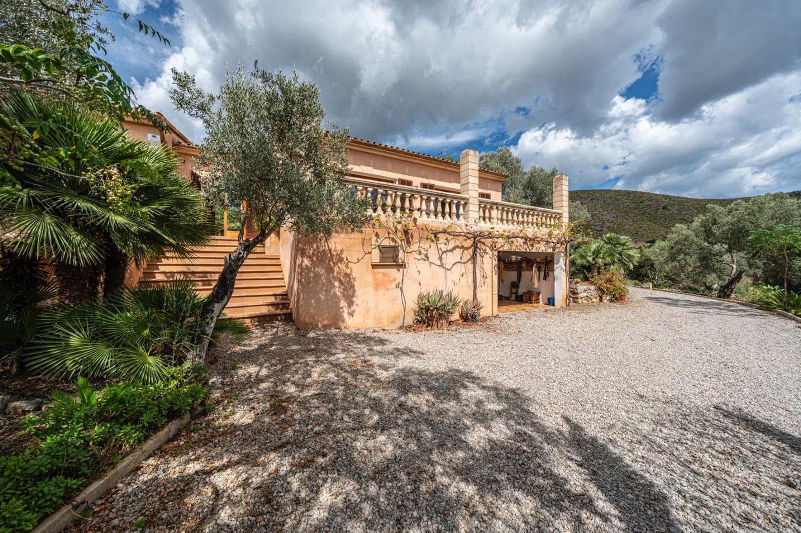 3 soveværelse Finca/Landehus til salg i Capdepera med garage - € 849.000 (Ref: 9208460)