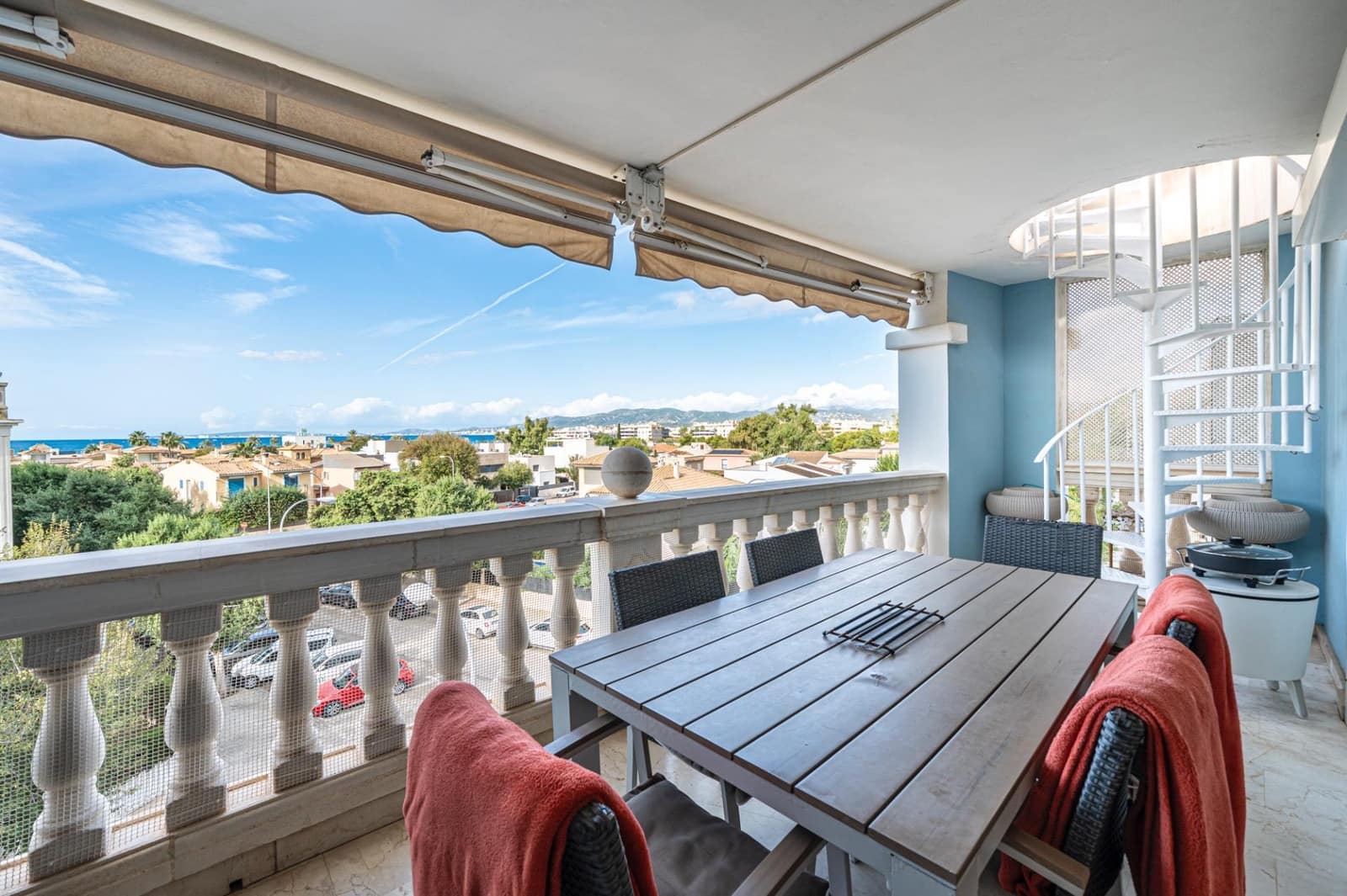 2 soverom Penthouse til salgs i Palma de Mallorca med garasje - € 799 000 (Ref: 9264312)