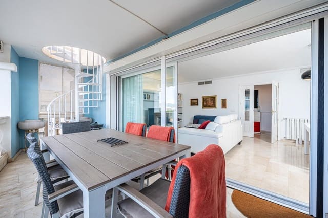 2 soverom Penthouse til salgs i Palma de Mallorca med garasje - € 799 000 (Ref: 9264312)