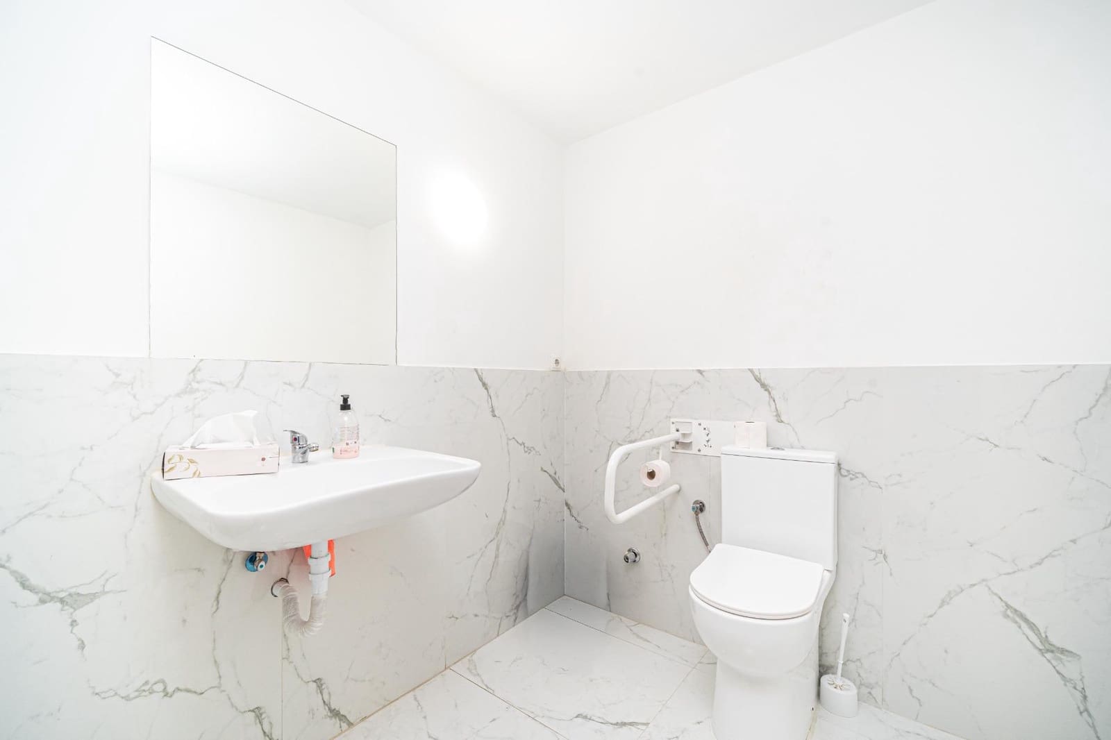 Commercieel te koop in Palma de Mallorca - € 169.900 (Ref: 9282363)