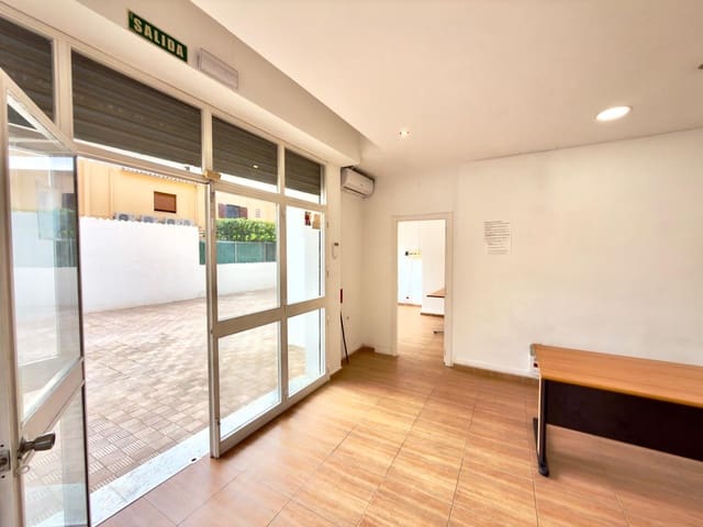 2 bedroom Commercial for rent in Santa Ponsa, Calvià - € 2,500 (Ref: 9341370)