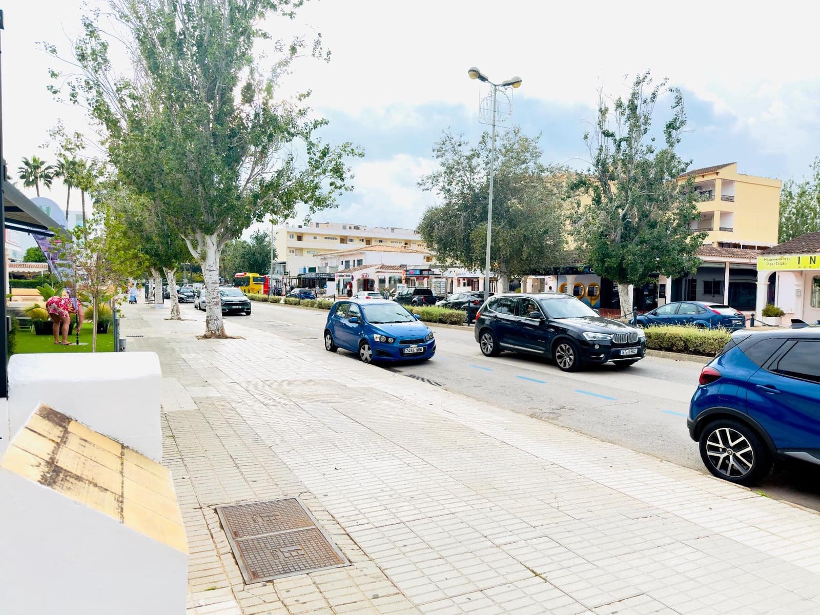 2 bedroom Commercial for rent in Santa Ponsa - € 2,500 (Ref: 9341370)