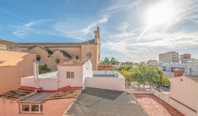 5 bedroom Townhouse for sale in Palma de Mallorca - € 899,000 (Ref: 9344955)