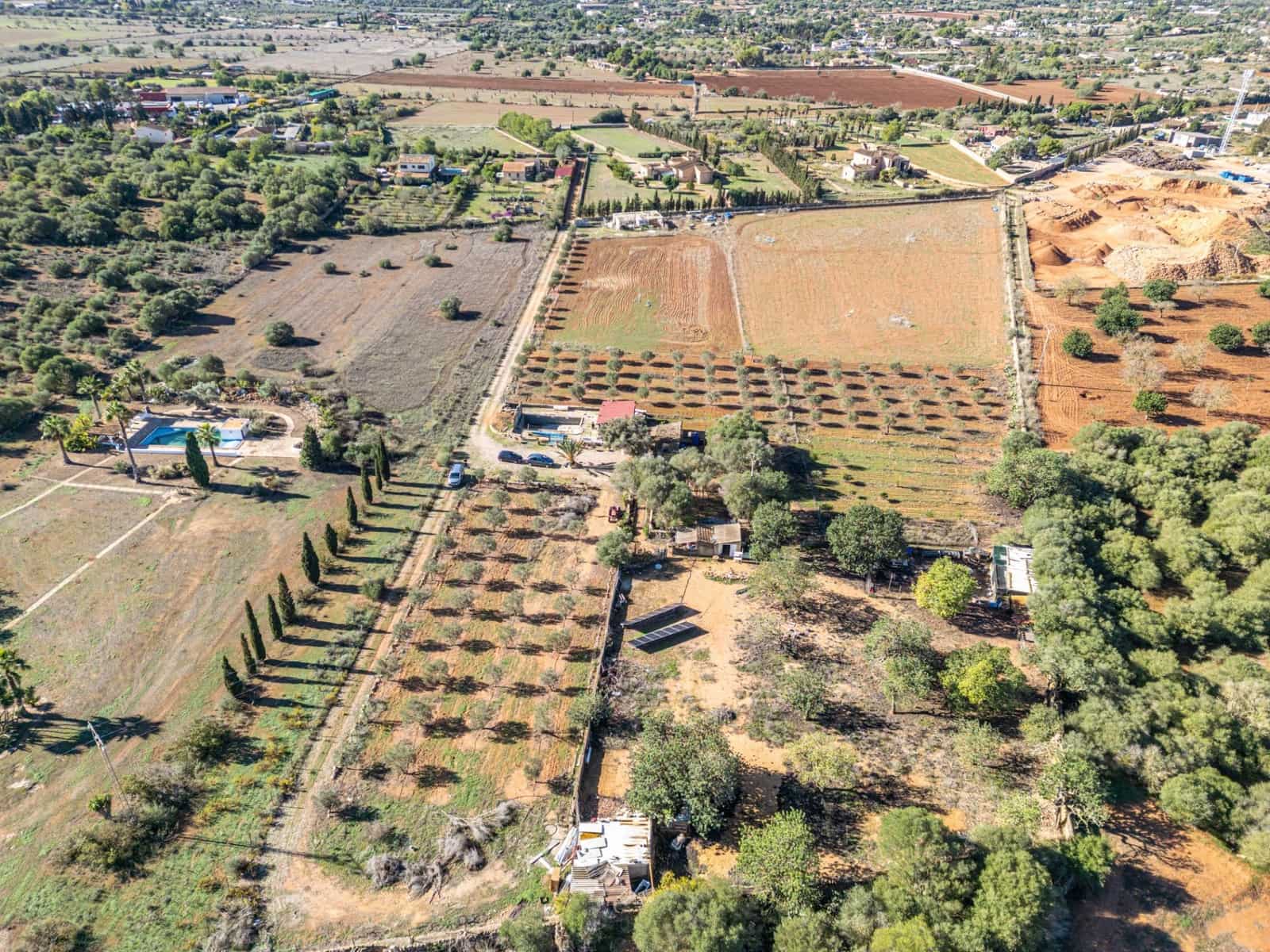 1 sypialnia Finka/Dom wiejski na sprzedaż w Llucmajor z basenem garażem - 425 000 € (Ref: 9353467)