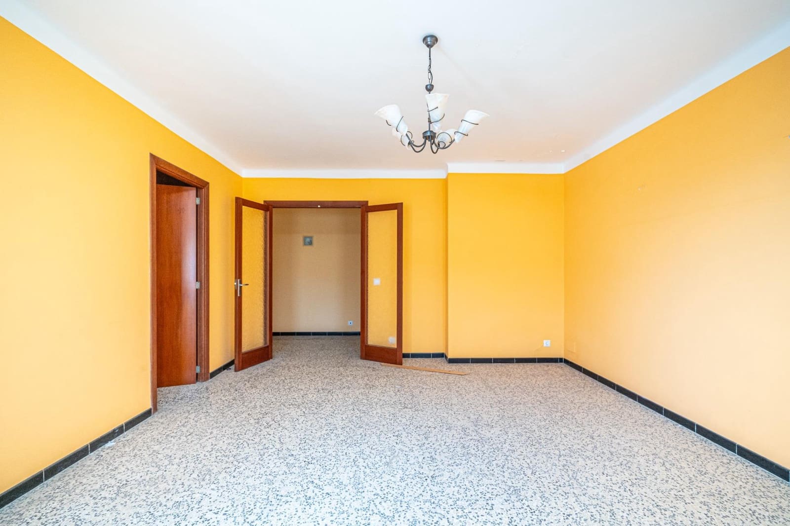 4 slaapkamer Flat te koop in Llucmajor - € 260.000 (Ref: 9359415)