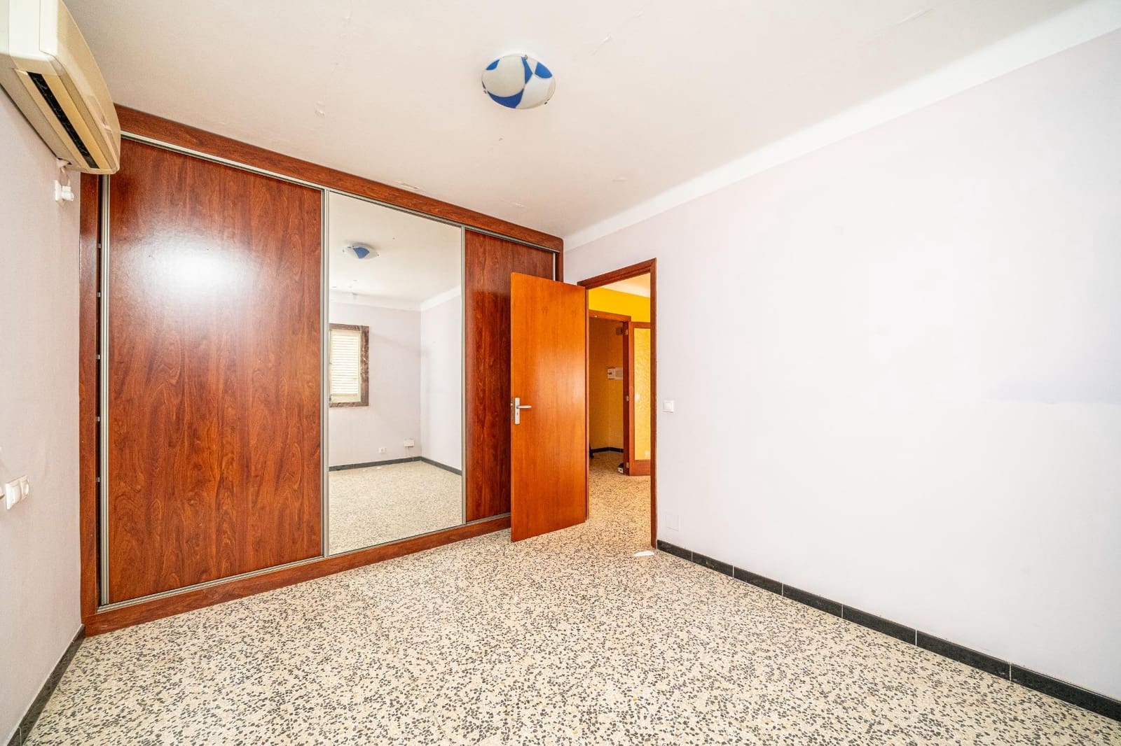 4 slaapkamer Flat te koop in Llucmajor - € 260.000 (Ref: 9359415)