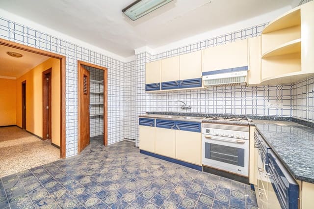 4 slaapkamer Flat te koop in Llucmajor - € 260.000 (Ref: 9359415)