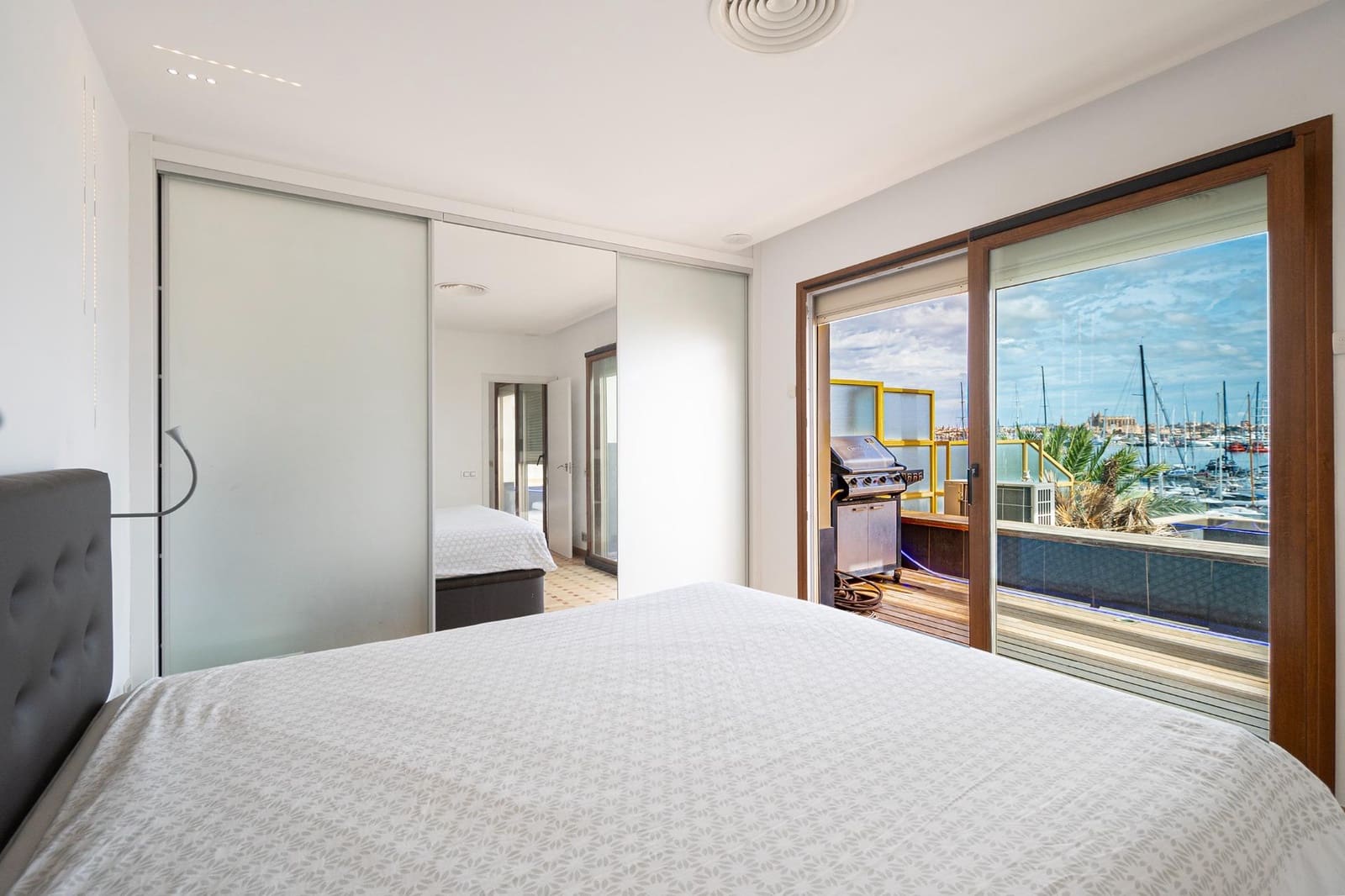 3 bedroom Apartment for sale in Palma de Mallorca with garage - € 1,375,000 (Ref: 9359416)