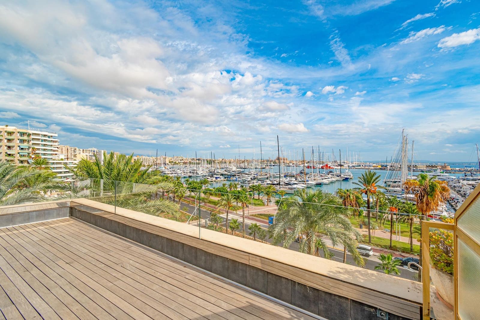 3 bedroom Apartment for sale in Palma de Mallorca with garage - € 1,375,000 (Ref: 9359416)