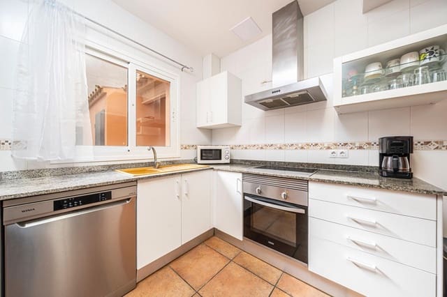 2 slaapkamer Rijtjeshuis te koop in Santanyí - € 375.000 (Ref: 9374589)