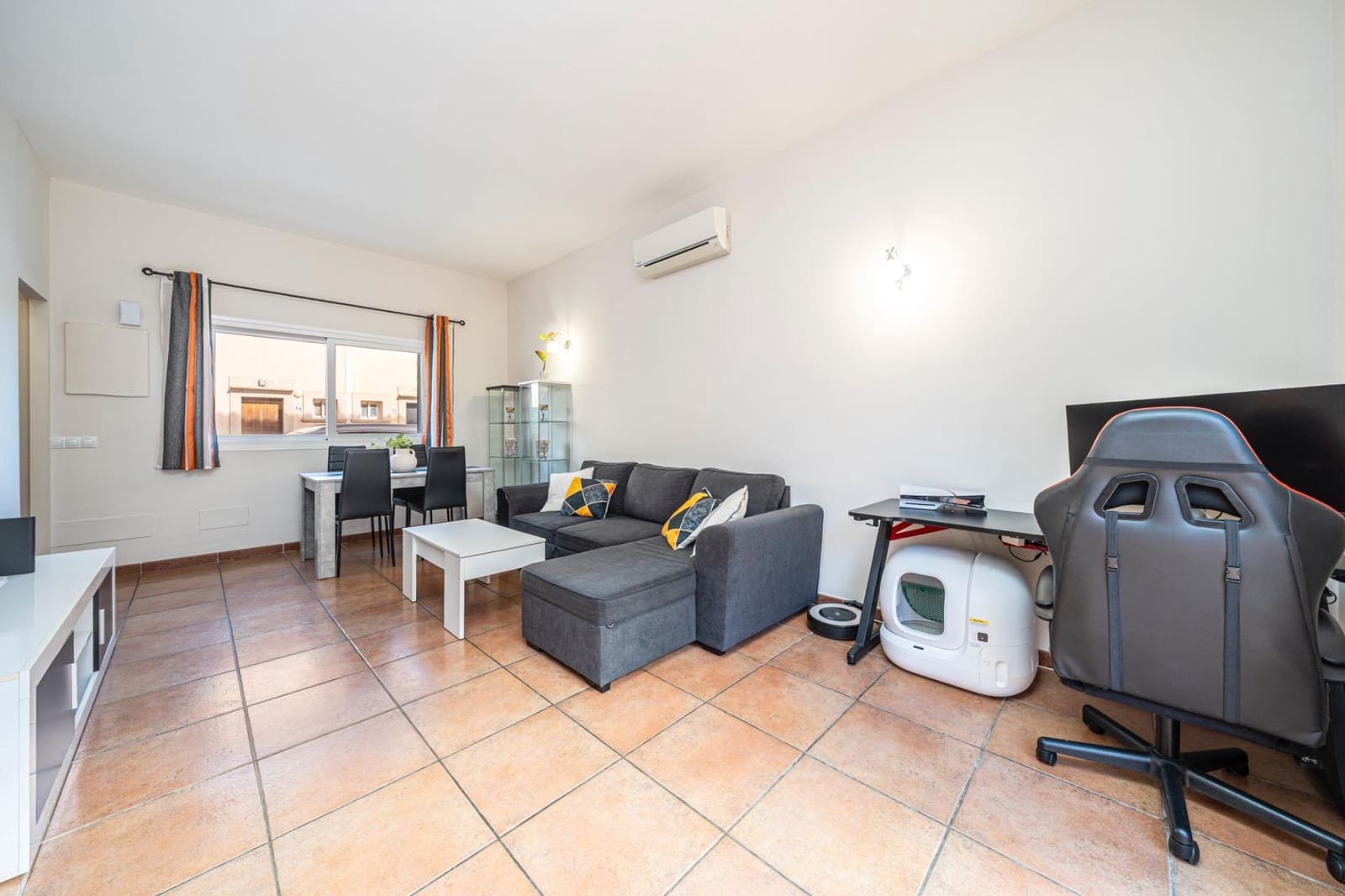 2 slaapkamer Rijtjeshuis te koop in Santanyi - € 375.000 (Ref: 9374589)