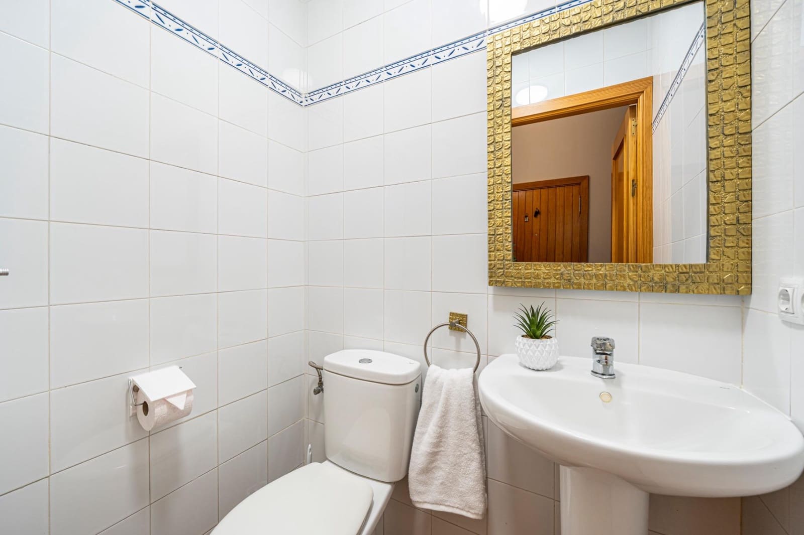 2 slaapkamer Rijtjeshuis te koop in Santanyi - € 375.000 (Ref: 9374589)