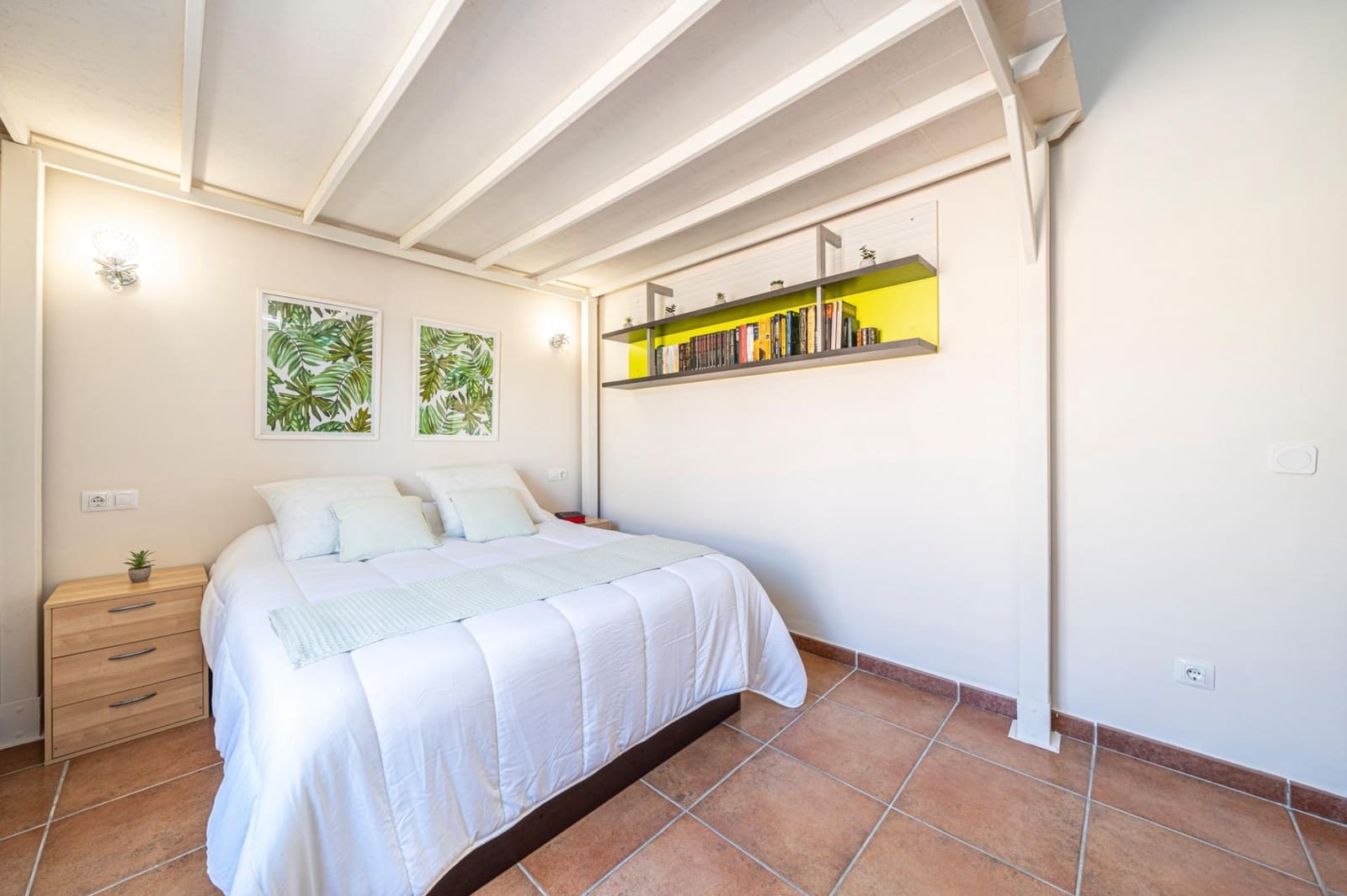 2 slaapkamer Rijtjeshuis te koop in Santanyi - € 375.000 (Ref: 9374589)