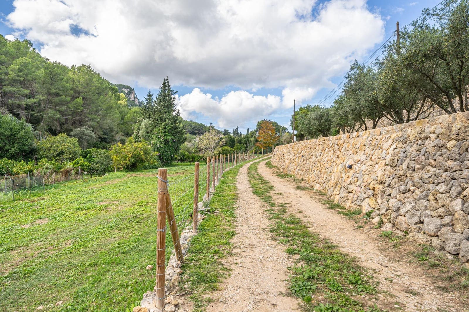 Finca/Casa Rural de 3 habitaciones en Esporles en venta - 599.000 € (Ref: 9375215)