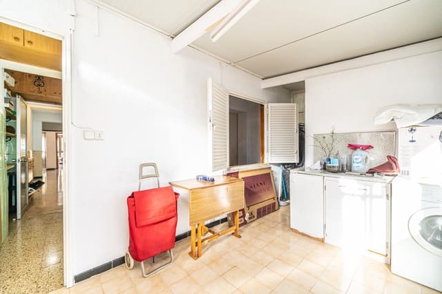 2 soveværelse Lejlighed til salg i Pere Garau, Palma de Mallorca - € 205.000 (Ref: 9385475)