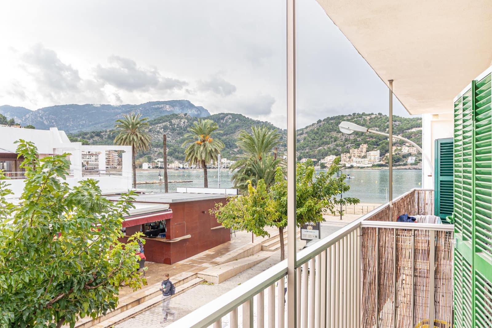 1 soveværelse Lejlighed til salg i Puerto de Soller / Port de Soller - € 299.000 (Ref: 9411176)