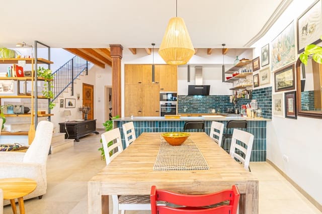 4 soverom Hus til salgs i Campos med svømmebasseng - € 699 000 (Ref: 9431007)