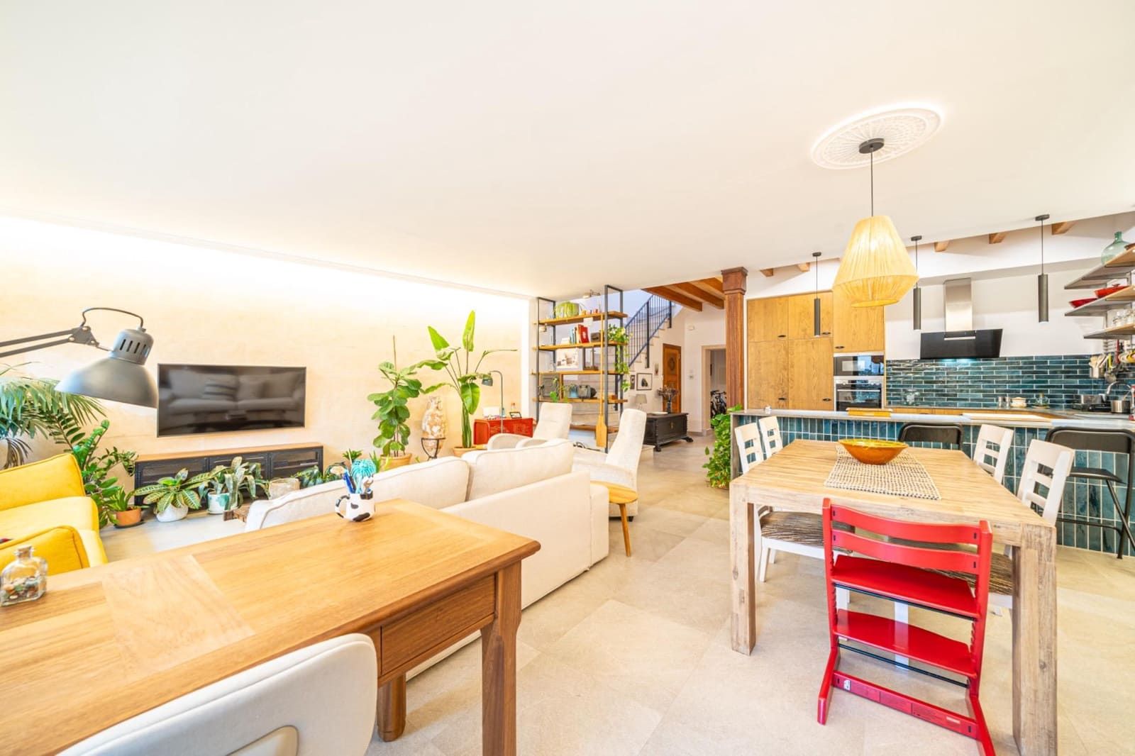 4 bedroom Townhouse for sale in Campos with pool - € 699,000 (Ref: 9431007)