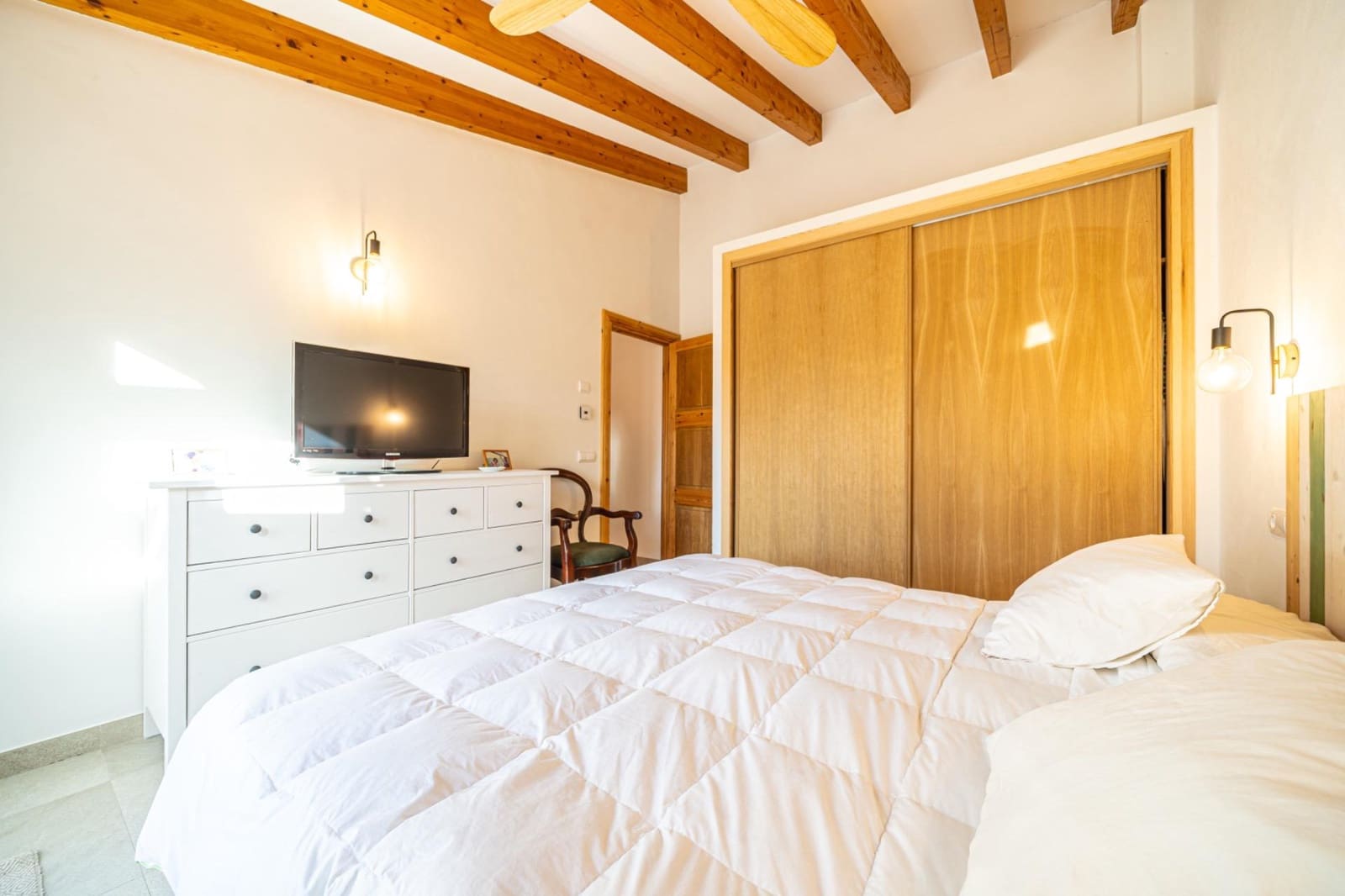 4 bedroom Townhouse for sale in Campos with pool - € 699,000 (Ref: 9431007)