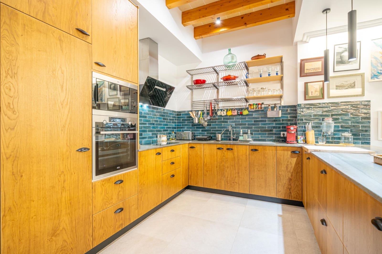 4 bedroom Townhouse for sale in Campos with pool - € 699,000 (Ref: 9431007)