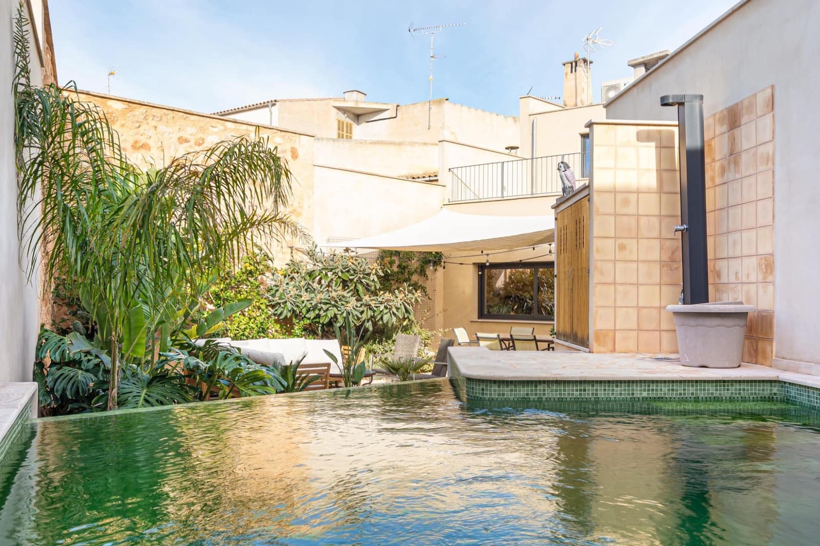 4 bedroom Townhouse for sale in Campos with pool - € 699,000 (Ref: 9431007)