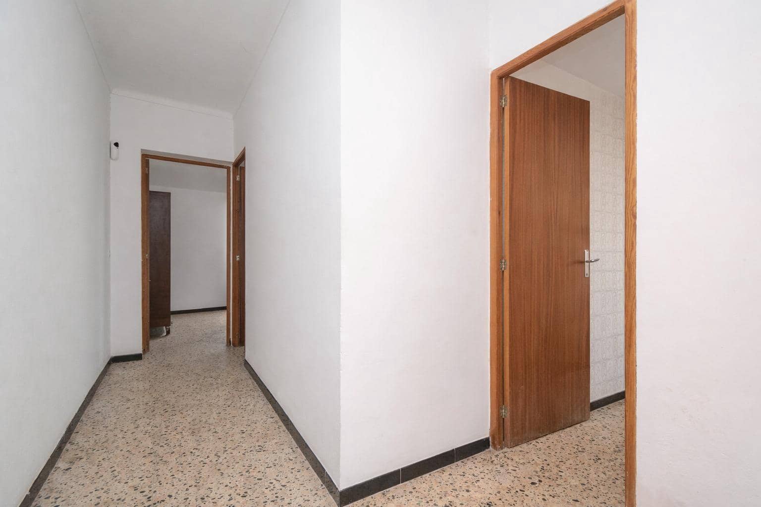Casa de 5 habitaciones en Lloseta en venta - 380.000 € (Ref: 9481285)