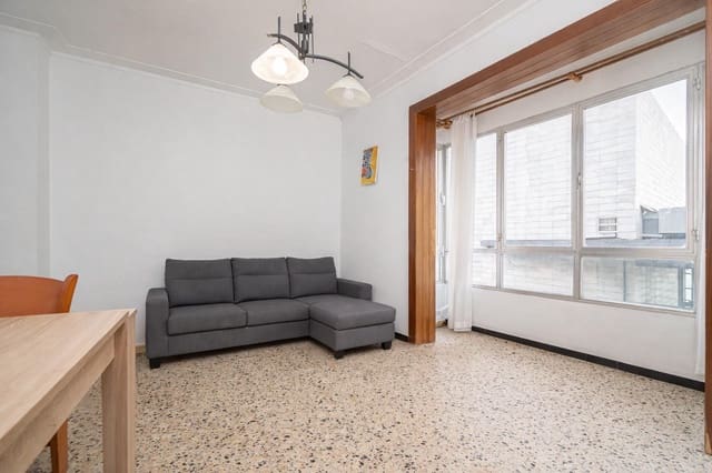 Casa de 5 habitaciones en Lloseta en venta - 380.000 € (Ref: 9481285)