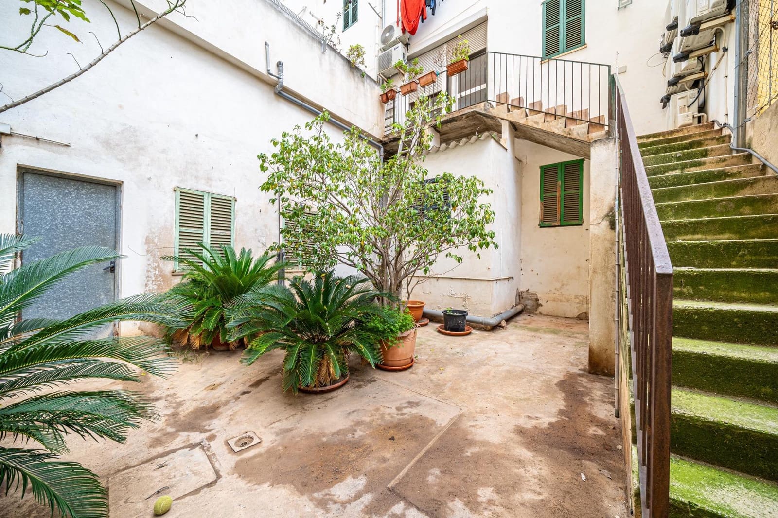 2 bedroom Apartment for sale in Palma de Mallorca - € 269,000 (Ref: 9497538)