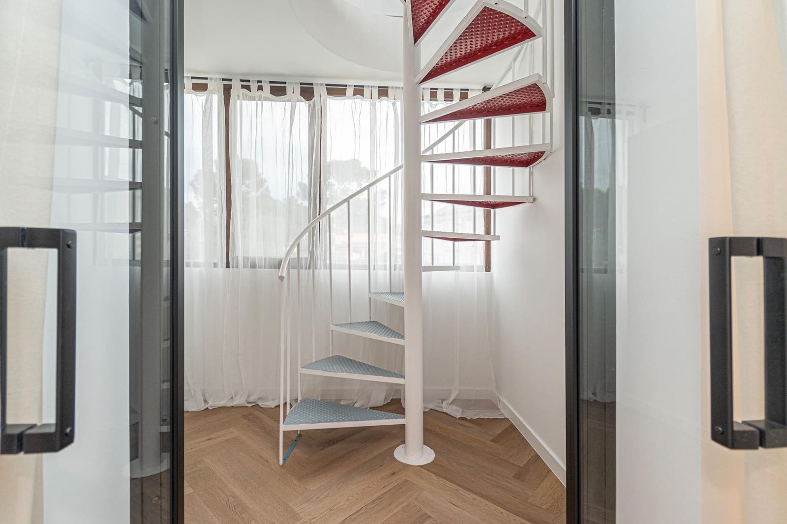 2 sypialnia Penthouse na sprzedaż w Palmanova z garażem - 549 000 € (Ref: 9497540)