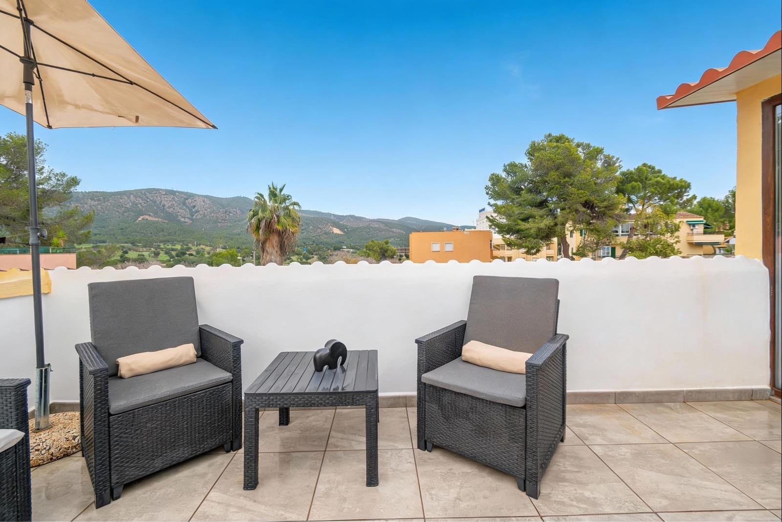 2 soverom Penthouse til salgs i Palmanova med garasje - € 545 000 (Ref: 9497540)