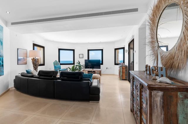 2 soverom Kjedet enebolig til salgs i Palma de Mallorca - € 2 250 000 (Ref: 9519155)