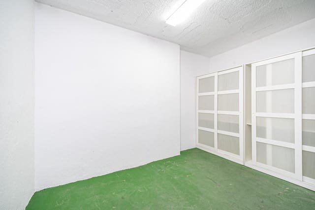 Garage for sale in El Toro / Port Adriano, Calvià - € 35,000 (Ref: 9543922)