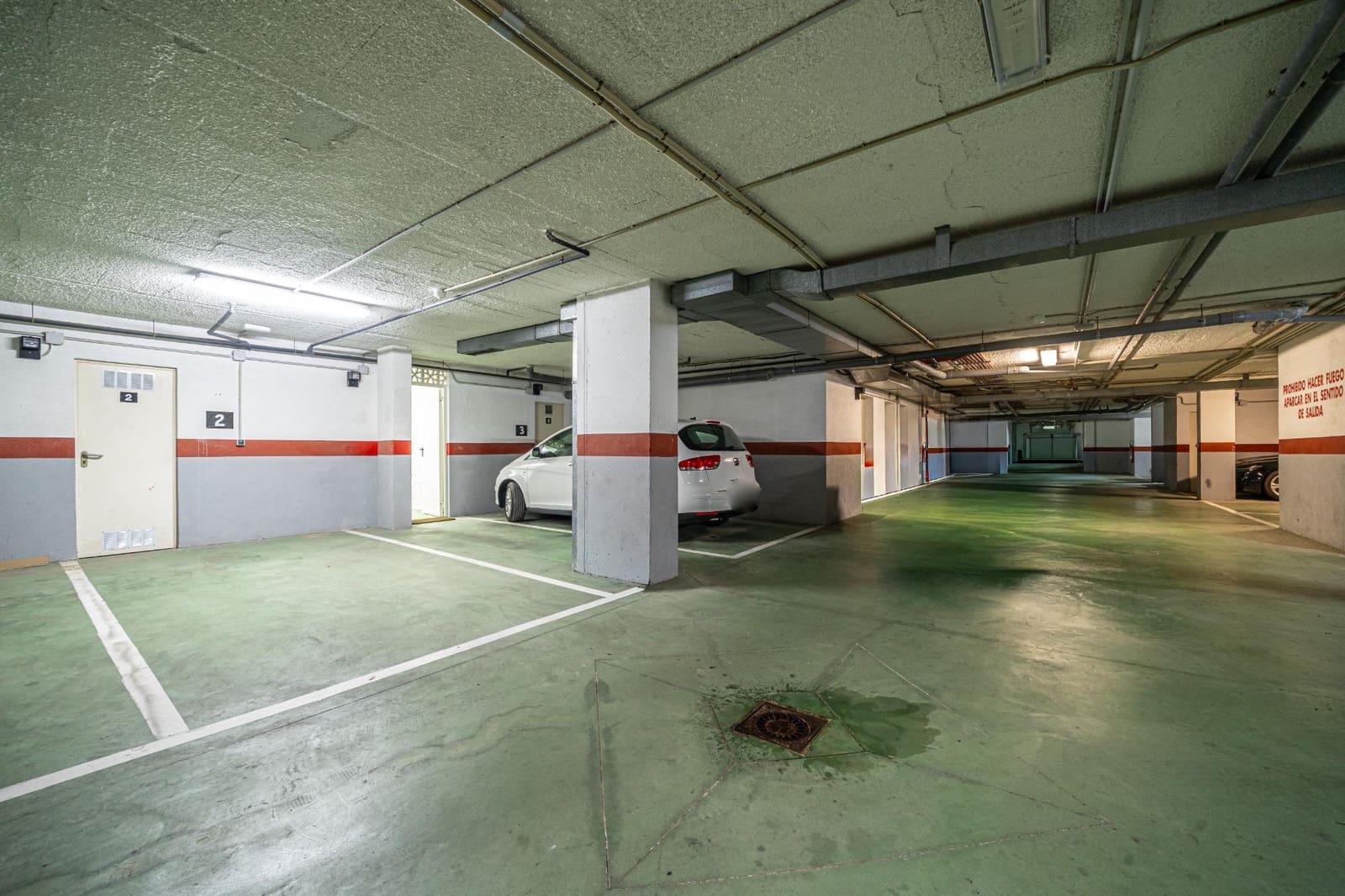 Garage for sale in El Toro / Port Adriano - € 35,000 (Ref: 9543922)