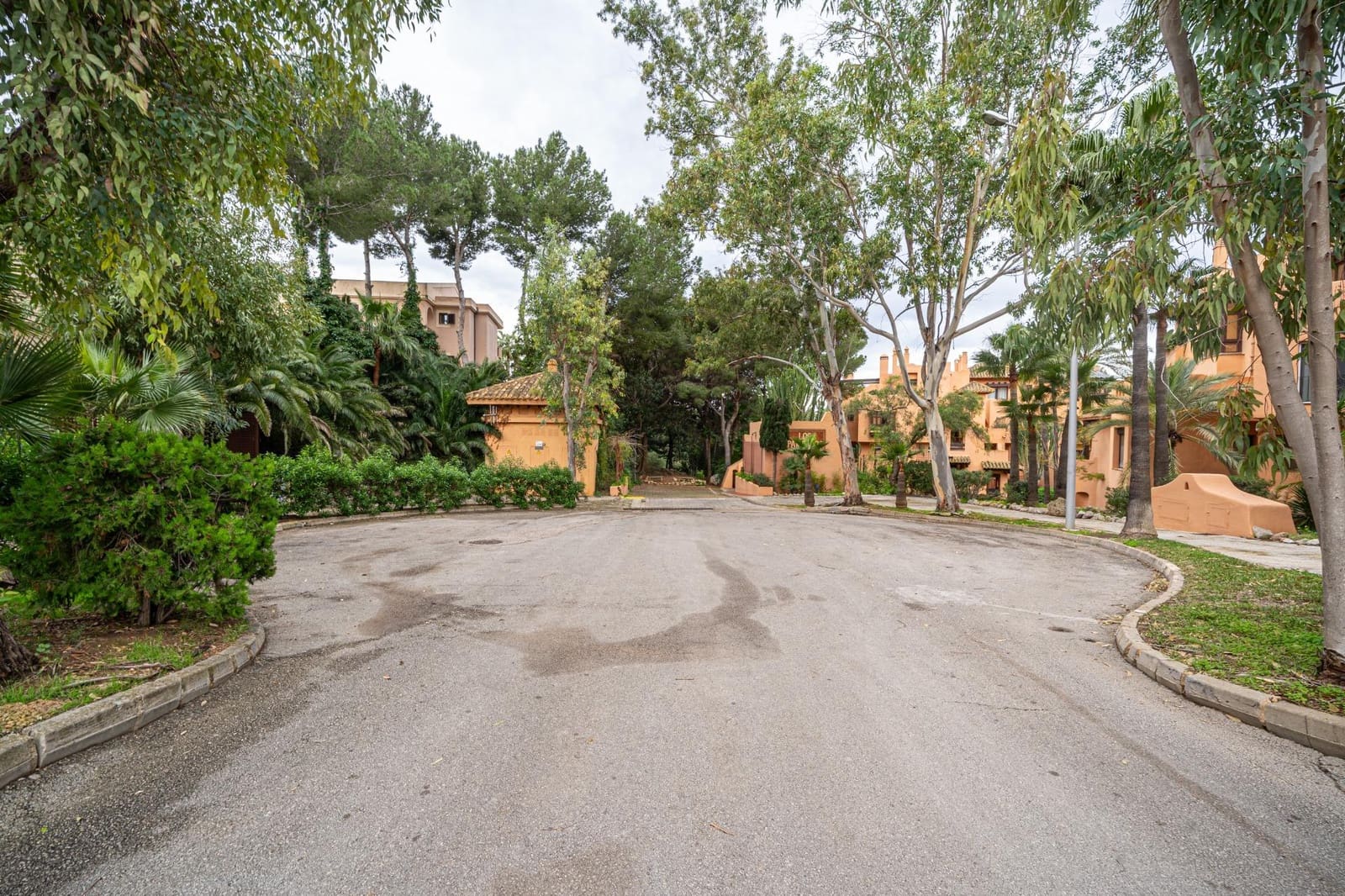 Garage for sale in El Toro / Port Adriano - € 35,000 (Ref: 9543922)