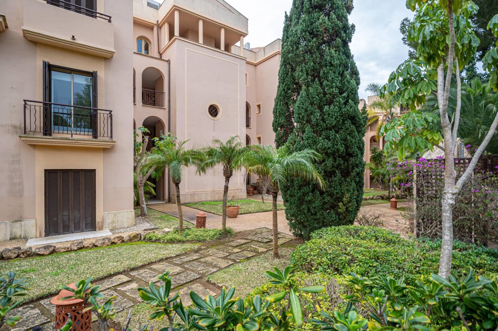 Garage for sale in El Toro / Port Adriano - € 35,000 (Ref: 9543922)