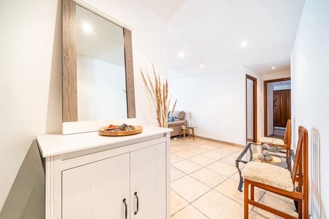 2 soveværelse Lejlighed til salg i Manacor med swimmingpool - € 299.000 (Ref: 9571369)