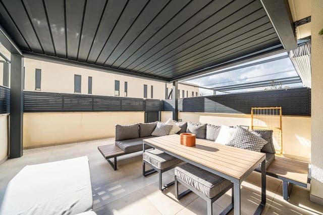 3 Zimmer Reihenhaus zu verkaufen in El Pont d'Inca / Es Pont d'Inca, Marratxí mit Pool Garage - 699.000 € (Ref: 9574775)