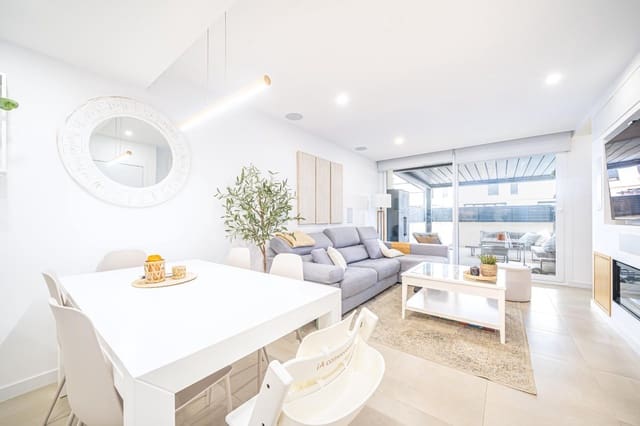 3 sovrum Radhus till salu i El Pont d'Inca / Es Pont d'Inca, Marratxí med pool garage - 699 000 € (Ref: 9574775)